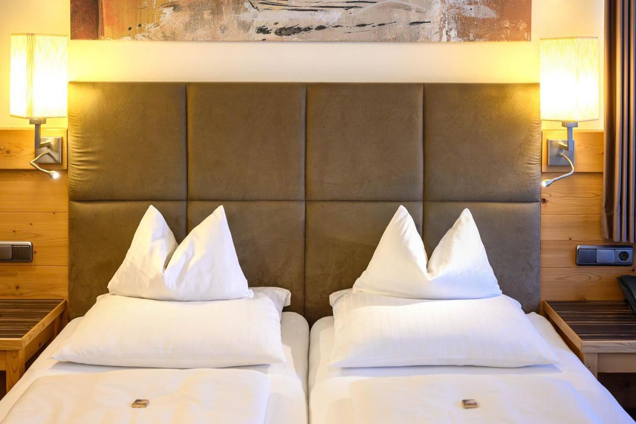 Hotel Garni Melanie Wals-Siezenheim ภายนอก รูปภาพ
