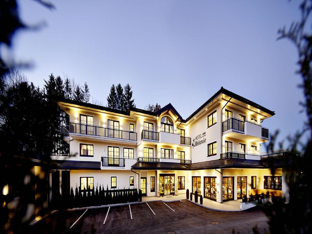 Hotel Garni Melanie Wals-Siezenheim ภายนอก รูปภาพ