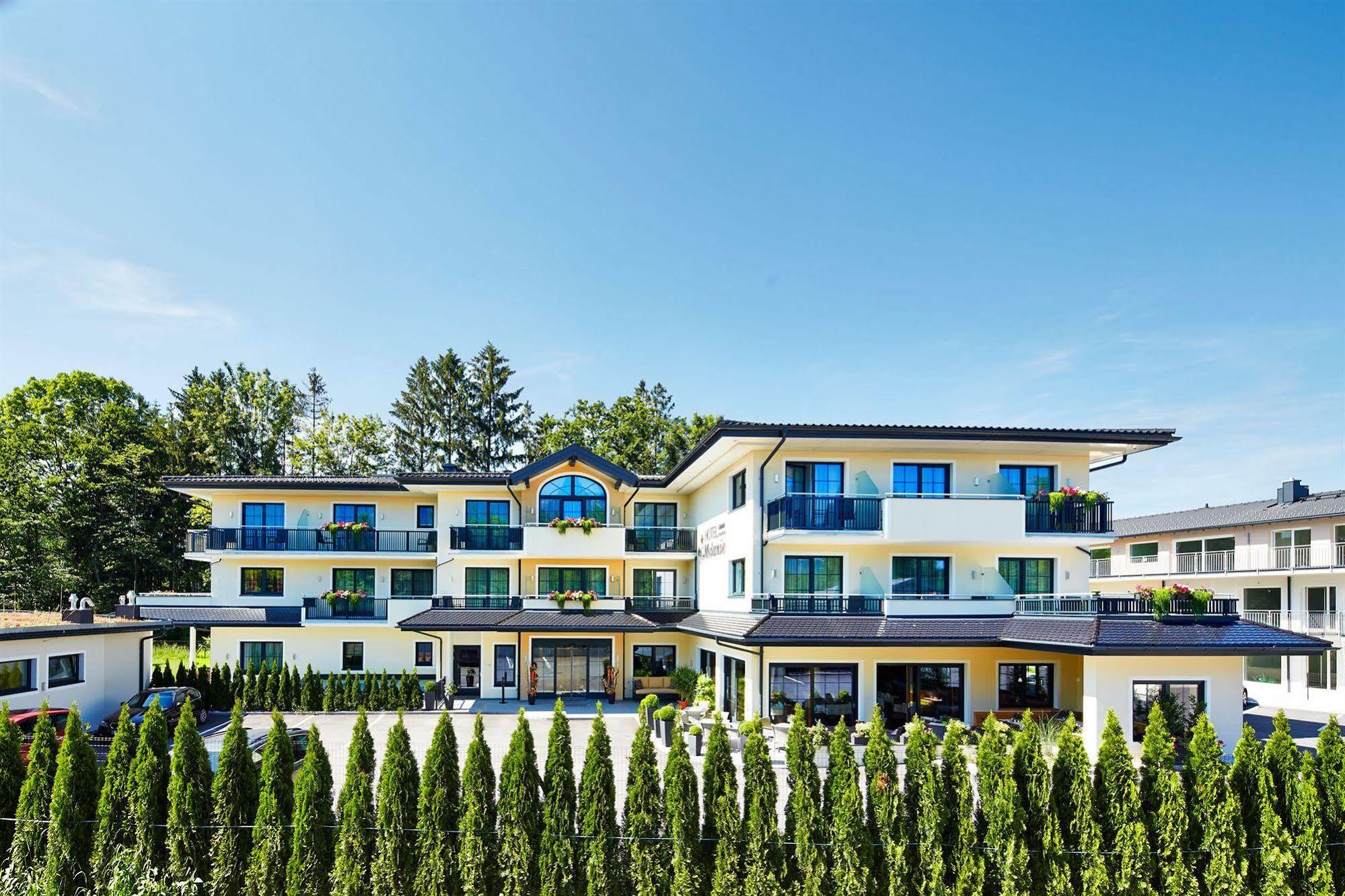 Hotel Garni Melanie Wals-Siezenheim ภายนอก รูปภาพ