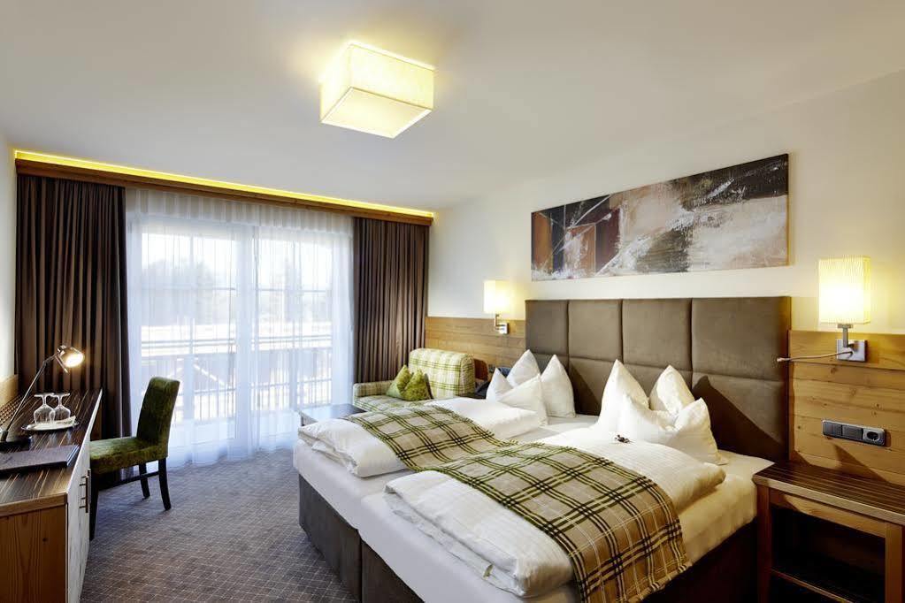 Hotel Garni Melanie Wals-Siezenheim ภายนอก รูปภาพ