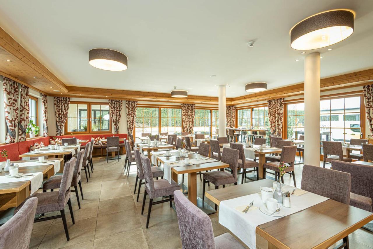 Hotel Garni Melanie Wals-Siezenheim ภายนอก รูปภาพ