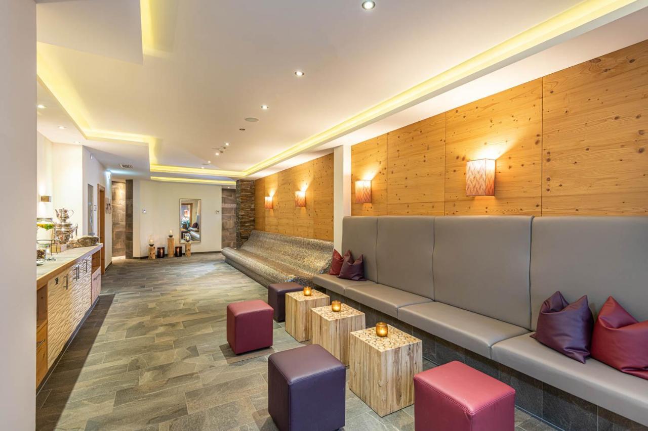 Hotel Garni Melanie Wals-Siezenheim ภายนอก รูปภาพ