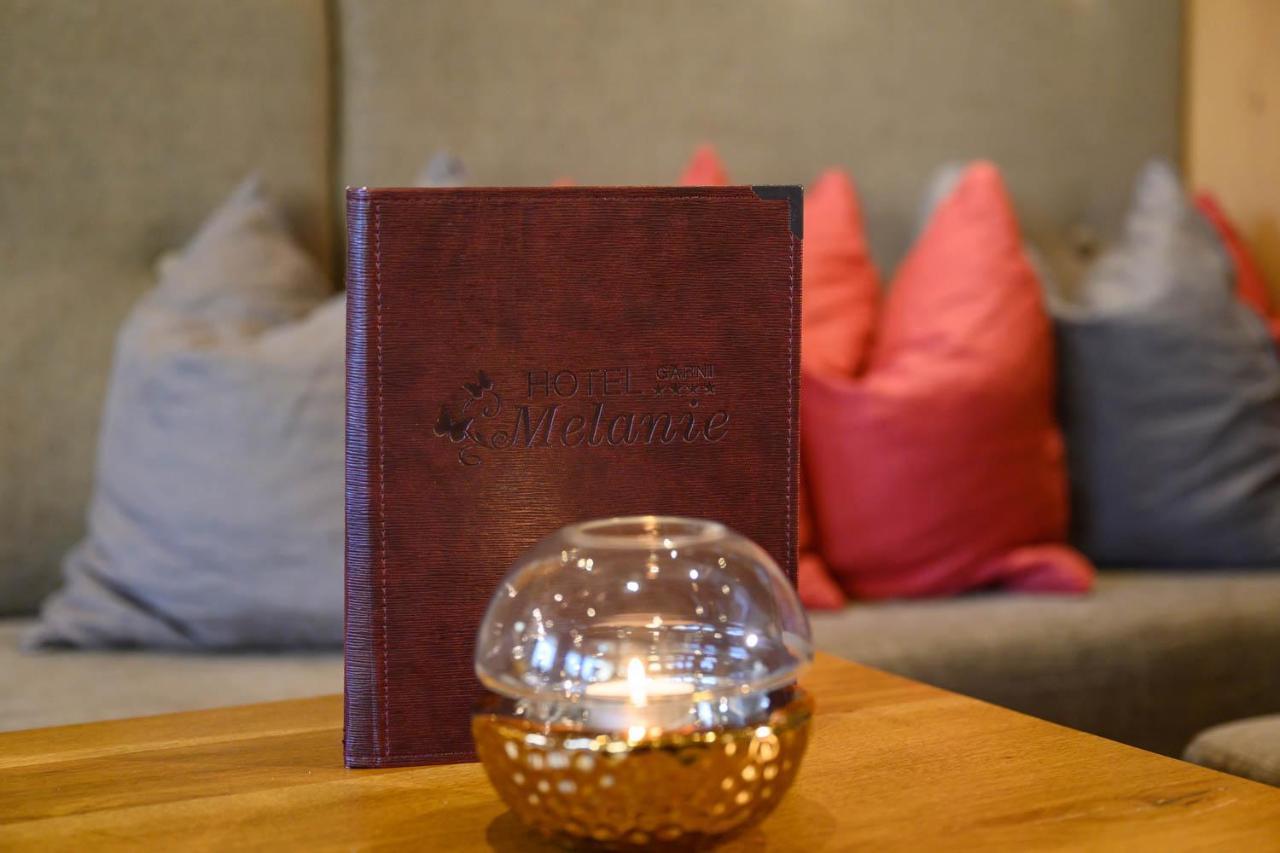 Hotel Garni Melanie Wals-Siezenheim ภายนอก รูปภาพ